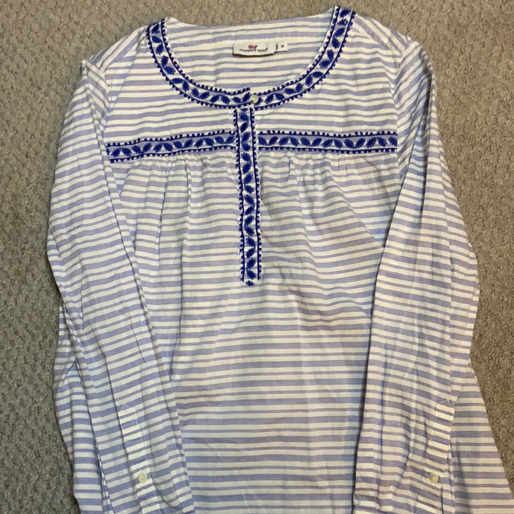 Ladies (M) Vineyard Vines Pop over blouse